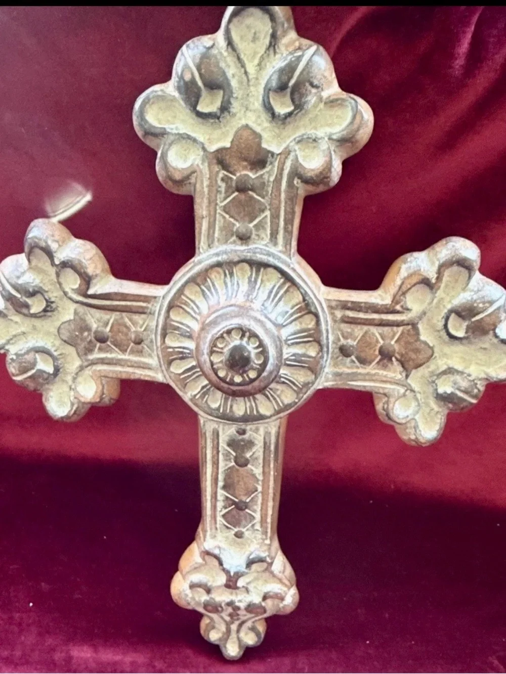 Vintage Ornate Medieval Style Wall Cross Hanging Decor Distressed Gold
